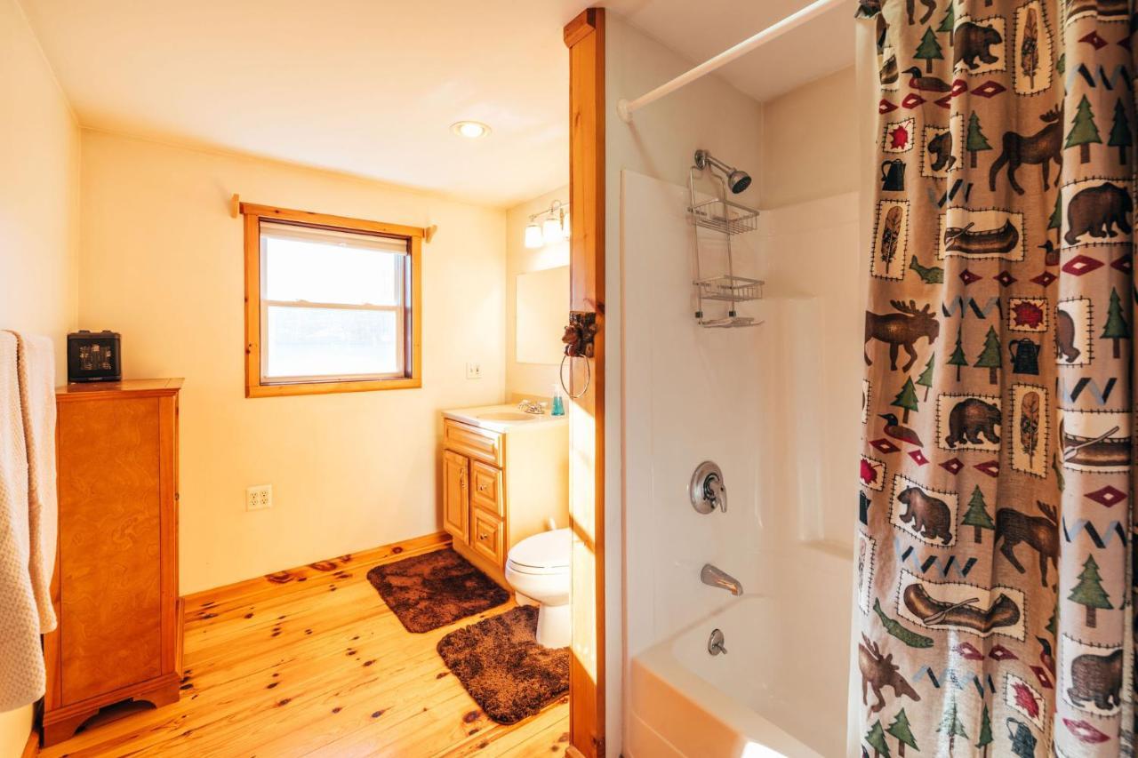 Ski Chalet W-Hot Tub, Only 3 Min To Sunday River Ski Lifts! Bethel Exterior foto